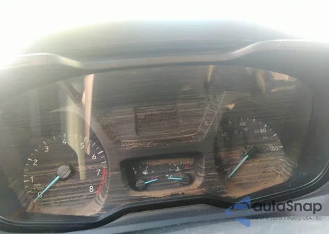 2018 Ford Transit-150 z USA, uszkodzony, nr VIN 1FTYE1ZM8JKB27455